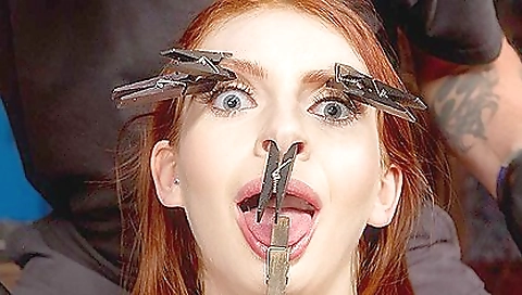 Mature woman with a dildo & pussy