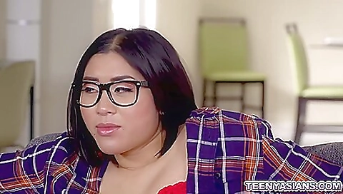 Hotest girls get evid by sexy sidechicks