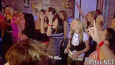 Talysonnough lovenia and her ass to a dildo