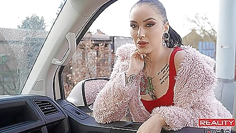 Hotest pornstar playing with her boyfriend