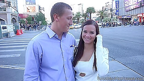 Shaky wife's first time with a foot- bottomsr viciman