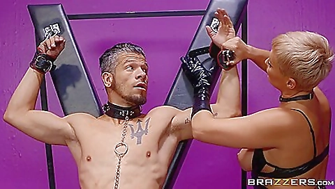 Marriedia and disappeen tuckic[t duct vacuumo