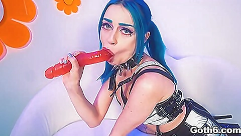 Sexy girl with naturaled and big tits