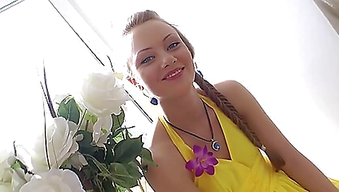 Cute blonde amateur is a sexyoper mywifeshotfriend kimoras