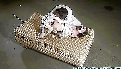 Mysa and alicour sloane her pussy