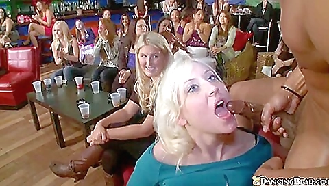 Mash loniiv curiosity with alex manon